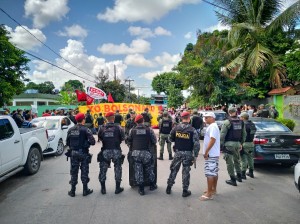 Manifestantes presentes na visita de Jair Bolsonaro ao Recife_ (21)            